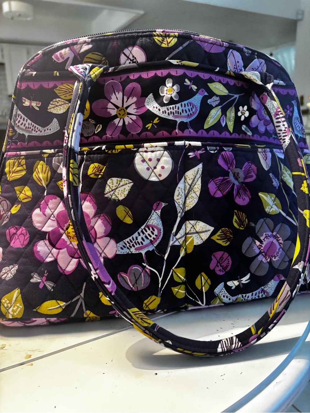 LIKE NEW Vera Bradley Floral Nightingale Tote Bag w/ front/back/inner pockets